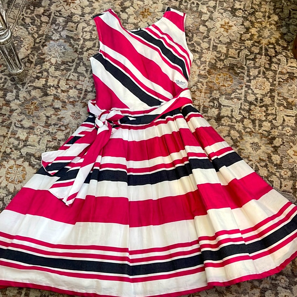 Euro brand barbera farber sz 140 9/10 dress